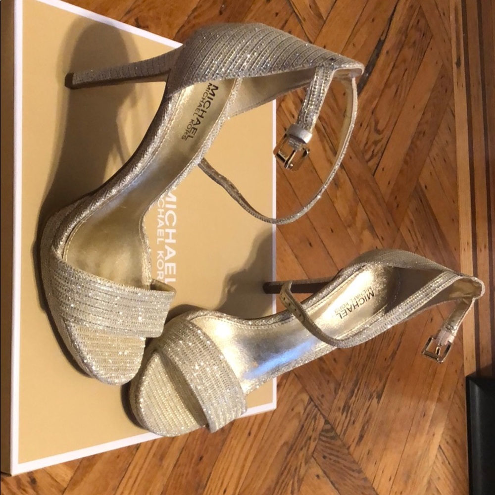 Michael Kors Hutton Sandal Glitter Chain Mesh